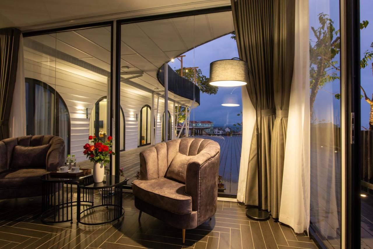 High Town Hotel Dalat Bagian luar foto